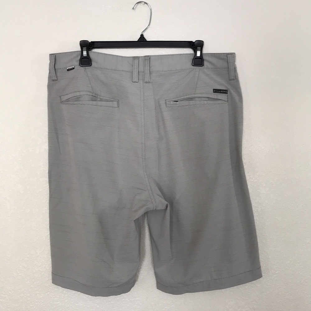 Billabong shorts - Picture 2 of 2
